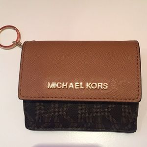 MICHAEL KORS Jet Set Leather Key Chain Wallet